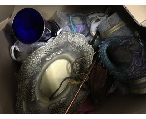 5 boxes of mixed items including glass, light fittings, small odds.