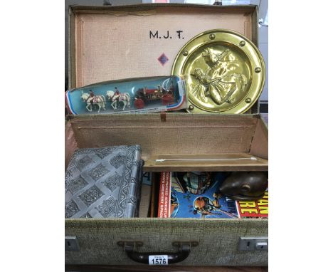 A case contains oddments including. Corgi Silver Jubilee carriage (boxed).