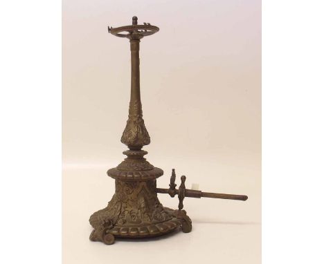 Victorian cast brass gas table lamp. Condition report: see terms and conditions