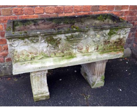 Pre-cast garden planter. Condition report: see terms and conditions
