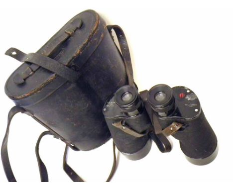 Pair of cased REL 1944 Canada military arrow marked binoculars in case Condition report: see terms and conditions