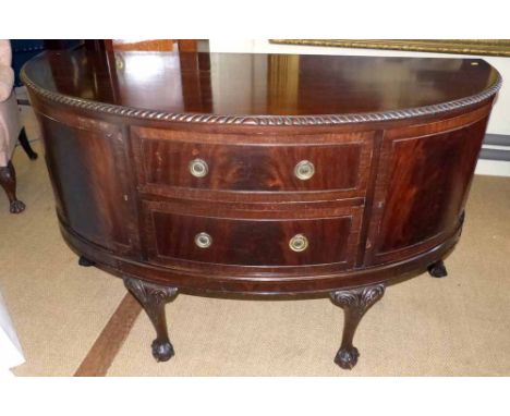 Edwardian mahogany bow-fronted sideboard on cabriole legs with ball & claw feet and rope edge. Condition report: see terms an