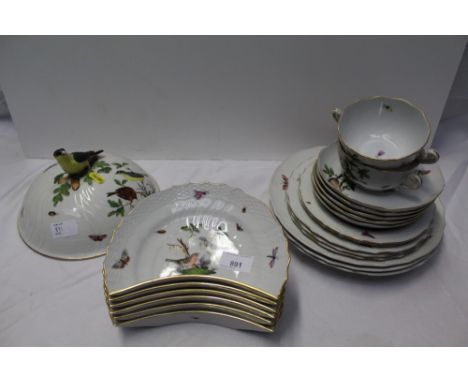 Herend porcelain dinner wares, hand painted with birds and flowers, including six crescent shaped dishes, plates of various s
