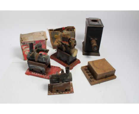 Mamod Minor No1 steam engine in original box plus others and a magic lantern