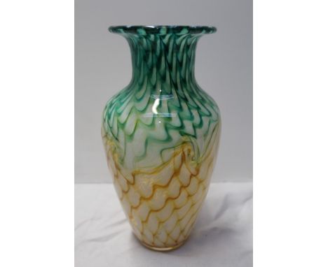 Murano Art glass vase with green and yellow decoration, 17.5cm in height