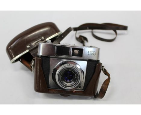 Zeiss Ikon Contina camera in original case