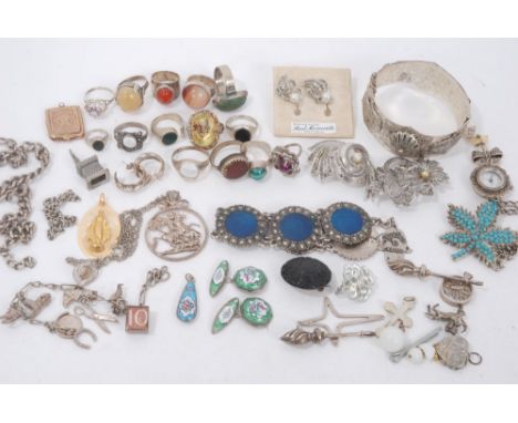 Vintage costume jewellery including quantity silver rings, silver charm bracelet, pair silver and enamel cufflinks and pendan