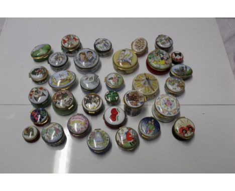 Collection of Crummles and other enamelled trinket boxes