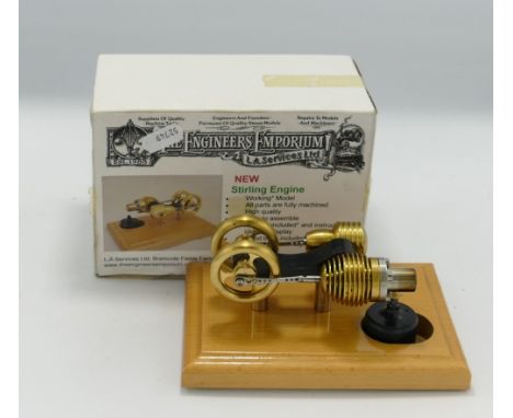 Engineers Emporium Model Stirling Engine: in original Box, length of base 16cm 