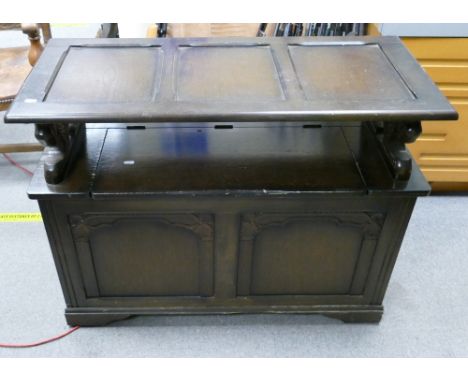 Oak Monks Bench: with lion head detail, length 96cm, depth 42cm 