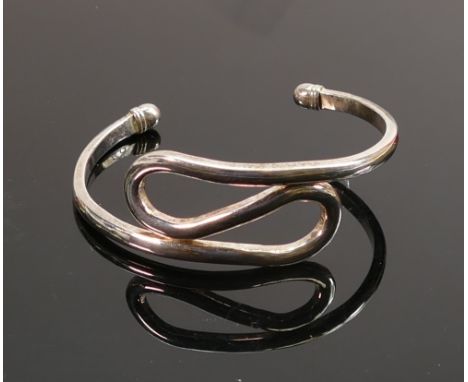 Ladies Silver bangle, 25.9g: 