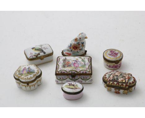A GERMAN PORCELAIN SNUFF BOX painted with lovers; 7 cms, a Naples box embossed with cherubs; 6 cms, a Staffordshire enamel pa