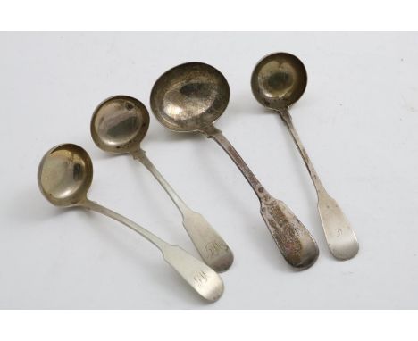 A SCOTTISH FIDDLE PATTERN TODDY LADLE initialled "C", by Robert Gray &amp; Sons of Glasgow 1835, a pair of Fiddle toddy ladle