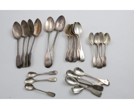 A HARLEQUIN OR COMPOSITE PART SERVICE OF IRISH FIDDLE PATTERN FLATWARE:- Six table spoons, ten dessert spoons, seven tea spoo