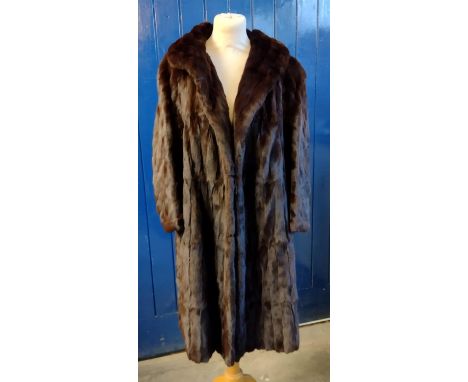 Vintage dark brown knee length coat with silky lining. (B.P. 21% + VAT) 