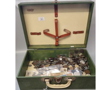 Vintage 'Sirram' picnic hamper, box only, the interior revealing assorted GB and other coinage, banknotes for France, Netherl