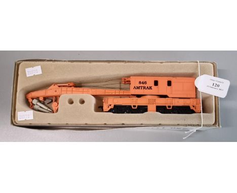 Model Power HO scale 250 ton crane marked 846 Amtrak.  (B.P. 21% + VAT) 