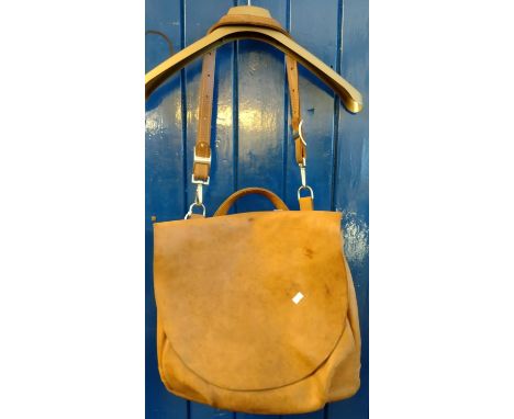 Vintage the J. Peterman Company, Lexington, Kentucky leather messenger bag with shoulder strap. (B.P. 21% + VAT)