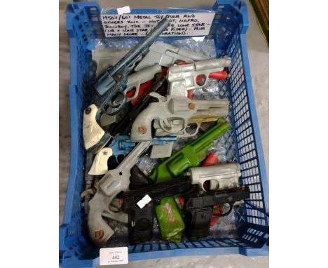 Collection of 1950's /60's metal toy guns to include: Hotshot, Napro, Jolliboy, Codeg, Lone Star etc. (B.P. 21% + VAT) 