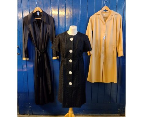 Collection of ladies vintage dresses to include: black cotton shirt dress, black linen shift dress, mustard colour long sleev