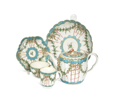 Items of Worcester Hop Trellis pattern tea wares, circa 1775,  comprising a teapot, cover and stand of French lobed shape  19