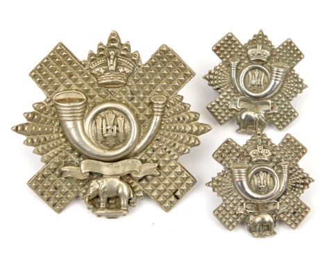 A Vic WM glengarry of a territorial Bn The Highland Light Infantry,  and pair matching collars, with short blank scroll. Near