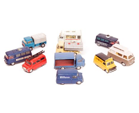 10 Corgi commercial vehicles. A Smith’s Karrier Mobile Shop. 2x Commer ¾ ton chassis; County Police/Police. 3x Bedford CA Van
