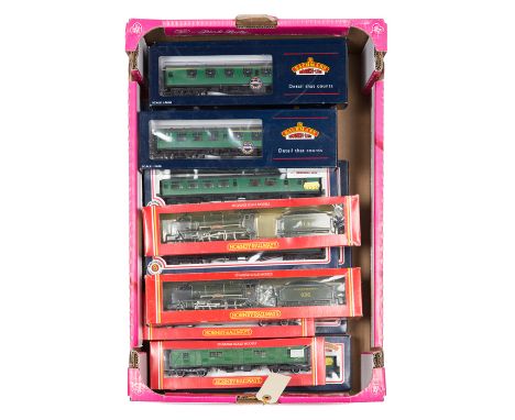 A quantity of Hornby and Bachmann OO railway. 2x Hornby Southern Schools Class 4-4-0 locomotives; Christ’s Hospital 913 and C