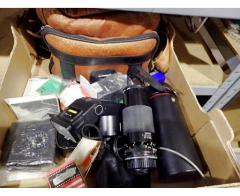 Vintage photographic equipment, filters, light meters. Not available for in-house P&amp;P