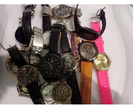 Collection of mixed wristwatches. UK P&amp;P Group 1 (£16+VAT for the first lot and £2+VAT for subsequent lots) 