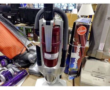 Dirt Devil 1200w vacuum cleaner. All electrical items in this lot have been PAT tested for safety and have passed. This does 