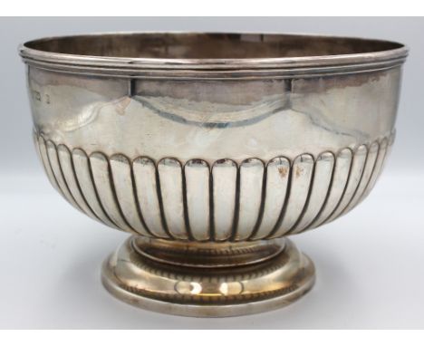 An Edwardian silver rose bowl, of circular shape with gadrooned body, upon circular foot, hallmarked by Elkington & Co, Birmi