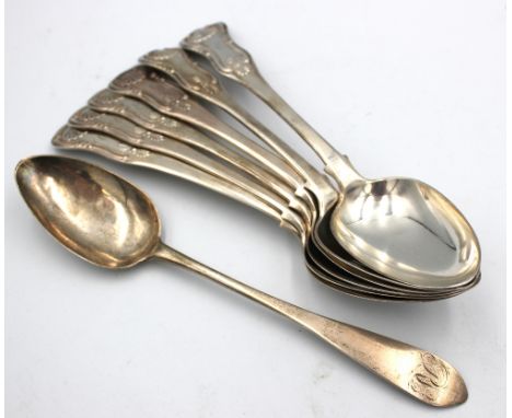 A matched set of six George IV or William IV silver Queens patterned dessert spoons, each initialled, four hallmarked by WM A