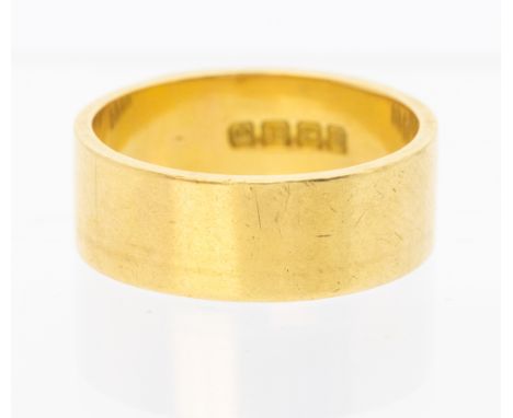 A Masonic 18ct yellow gold  ring, with engraved Masonic compass and square, width approx 9mm, inscription to interior, size Z