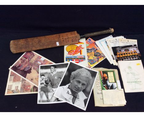 Various sporting related items to include a Nottinghamshire County Cricket Club green bi-fold folder together with a black an