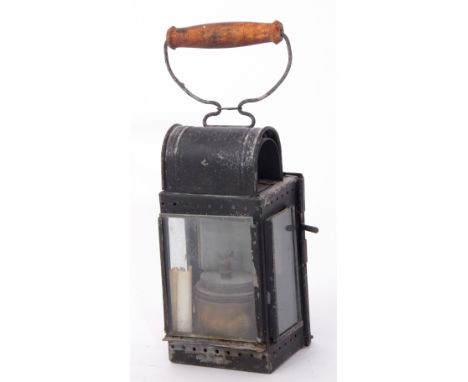 Small black Hand Lamp. No railway markings but ‘8’ in ellipse on rear of top. Fittings complete and all glass intact.