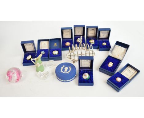 Ten boxed modern Halcyon Days enamel pill boxes, a contemporary small Lalique fish, Waterford Glass "Holding Hands" small orn