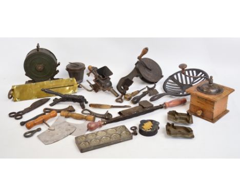 An interesting mixed collection of kitchenalia including a Spong's red seal knife polisher, marmalade cutter, cream skimmer, 