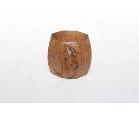 Robert Thompson of Kilburn 'Mouseman' octagonal napkin ring.