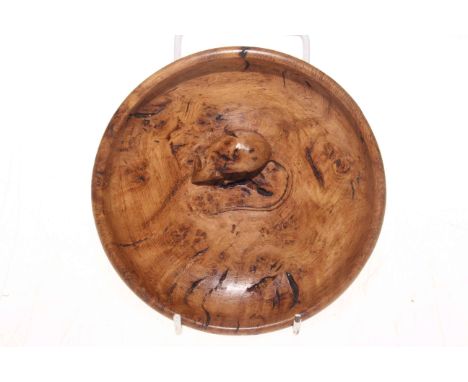 Unusual and rare Robert Thompson of Kilburn 'Mouseman' burr oak nut bowl, 16cm diameter.