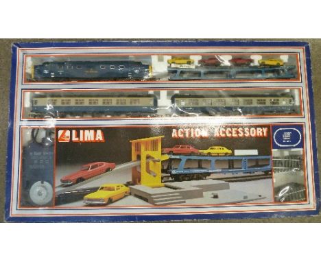 A Lima train set with automatic car unloader, boxed
