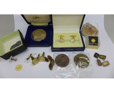 Cufflinks, coins, etc.