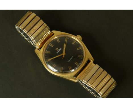 AN OMEGA GENTLEMAN'S GENEV? MANUAL WRISTWATCH, c.1969, in signed rolled gold case with stainless steel back no. 135041, signe