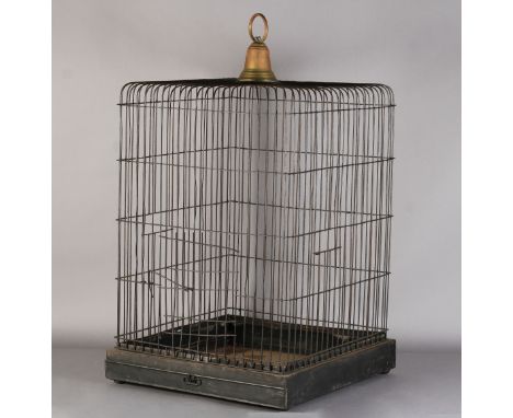 A LATE 19TH CENTURY BIRD CAGE OF CONVENTIONAL FORM, black Japanned with brass bell shaped top with fixed ring, detachable squ