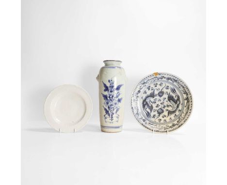 A collection of Chinese blue and white, late Ming dynasty, comprising:a plate, of circular form, painted with two phoenixes e