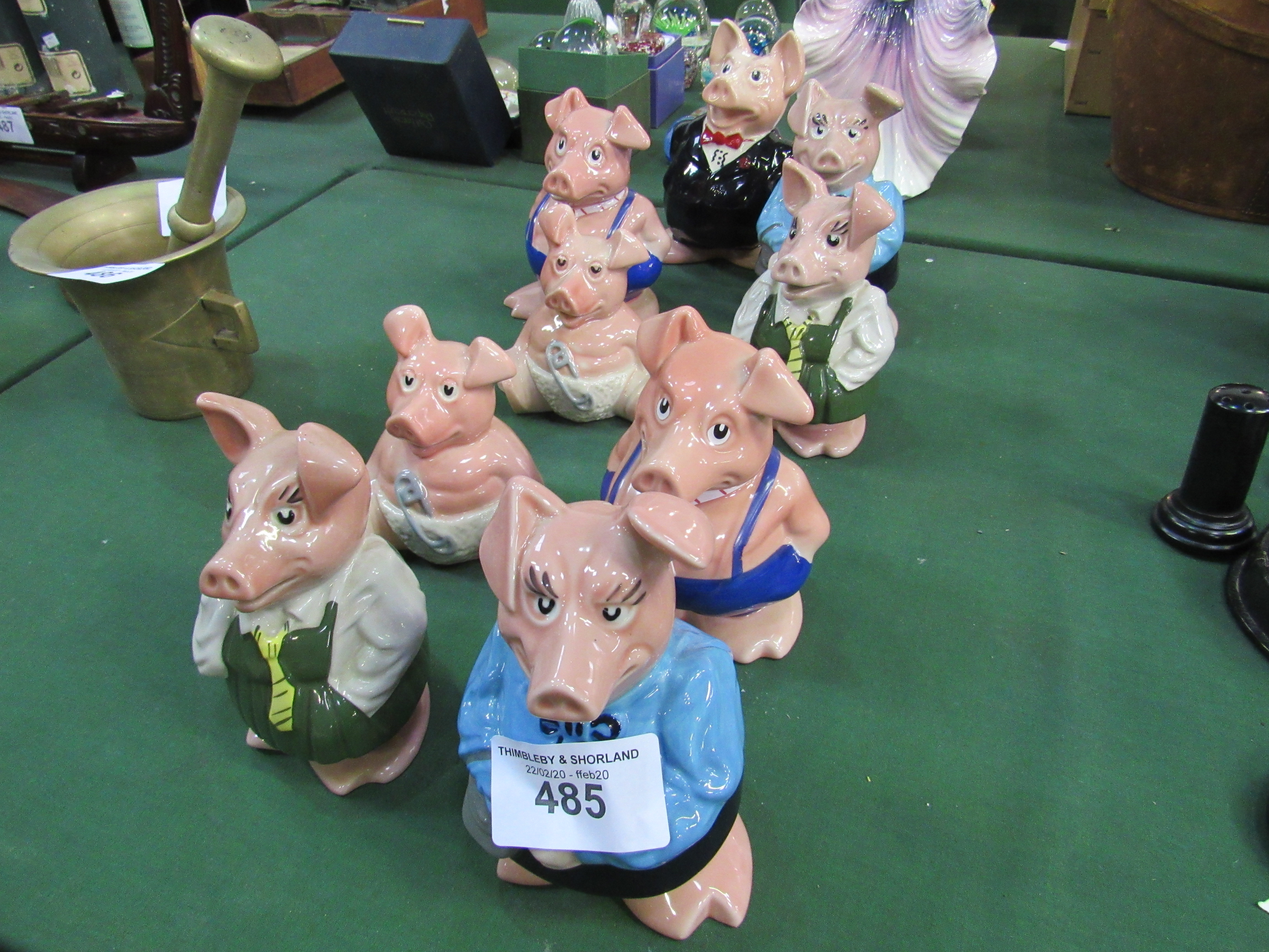 9 Natwest wade pigs. Estimate £2040.