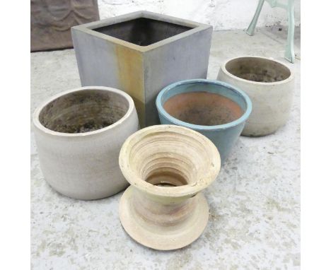 Five various ceramic garden pots and planters. Largest 30x30cm. 