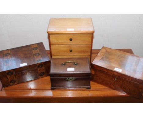 Victorian rosewood and satinwood crossbanded jewellery box, the interior with compartmentalised tray, 31cm wide, together wit