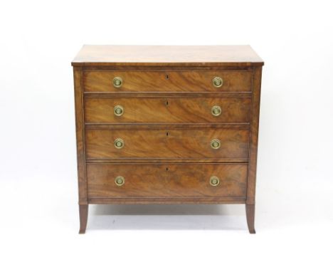 19th century Continental mahogany chest with four long graduated drawers, on splayed bracket feet, 93cm wide