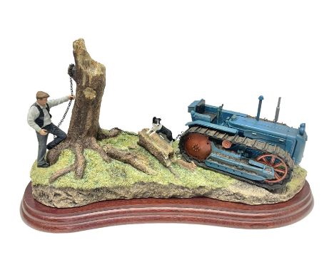 Border Fine Arts Clearing out, model no. A6343, by R.J. Ayres, limited edition, with original box